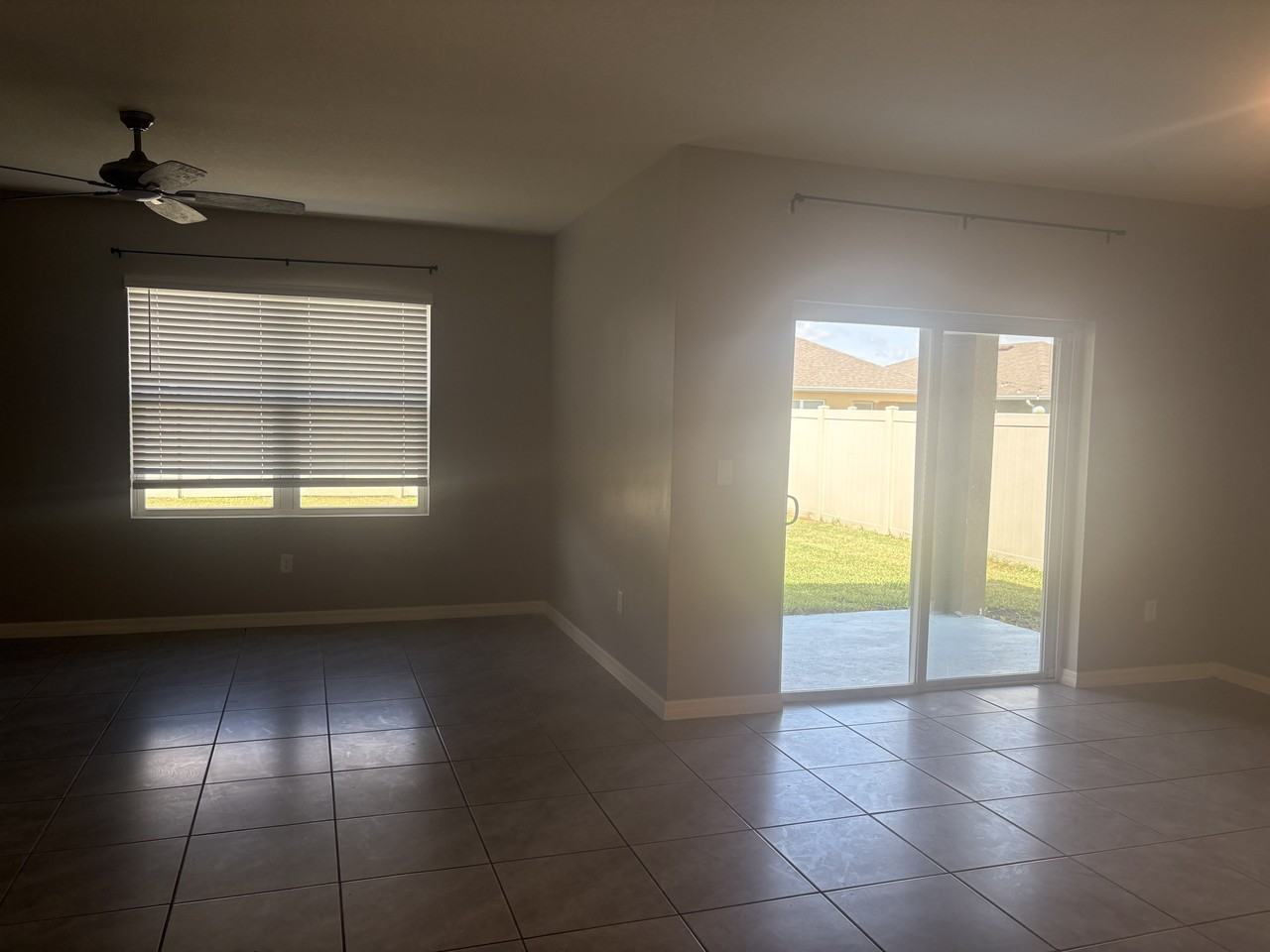 1284 Gordon Ave #NA - Photo 6 of 11