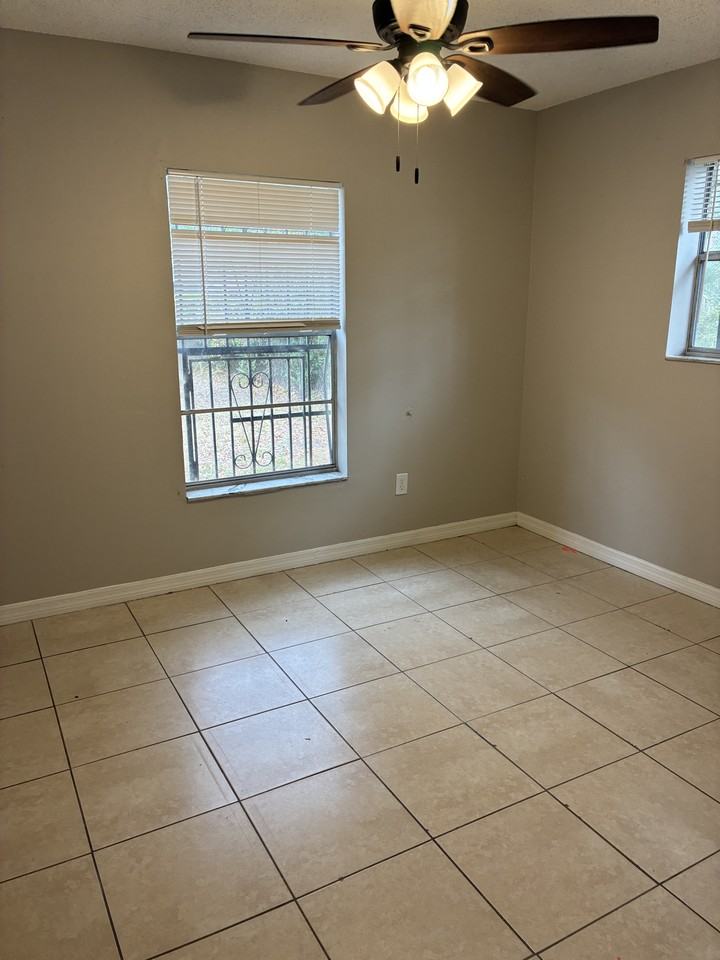 3706 E Crawford St #NA - Photo 5 of 12