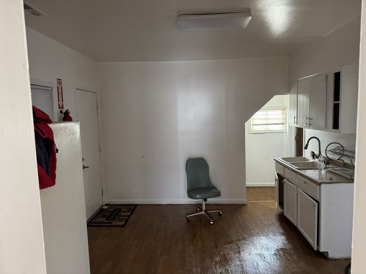 9441 Brombach St - Photo 3 of 8