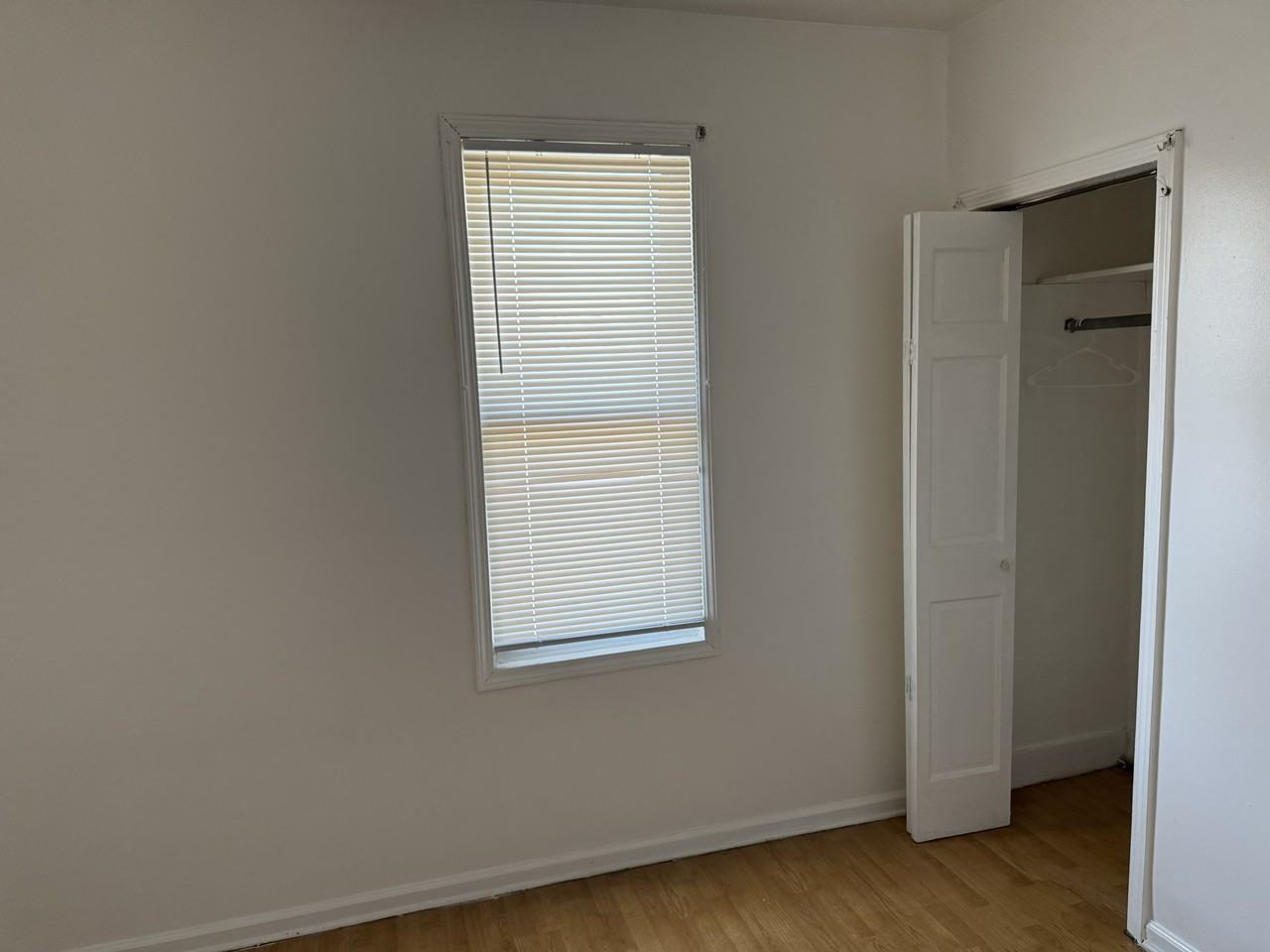 9441 Brombach St - Photo 4 of 8