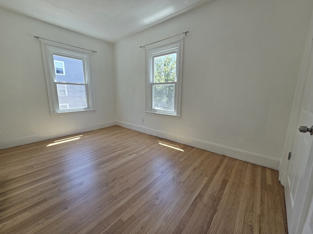56 Pinckney St #2 - Photo 2 of 12