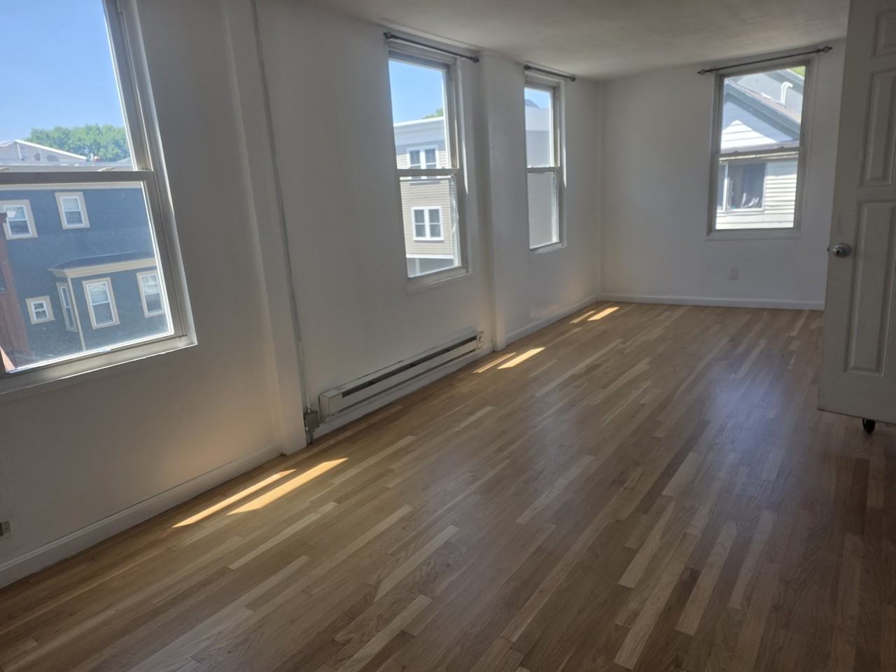 56 Pinckney St #2 - Photo 4 of 12