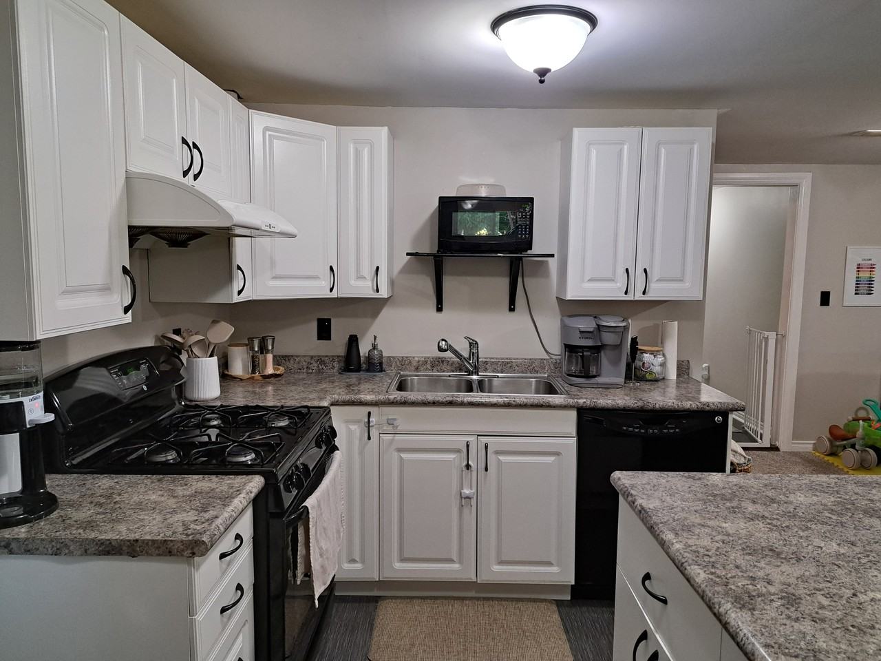 1141 Normandy Street - Photo 5 of 19