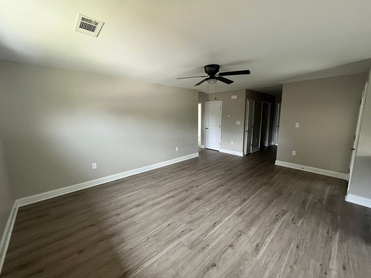 817 815/817 Ellis St #817 - Photo 2 of 39
