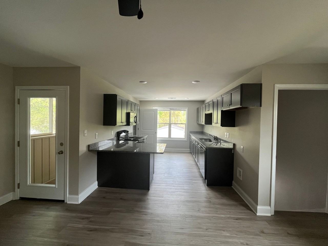 817 815/817 Ellis St #817 - Photo 4 of 39