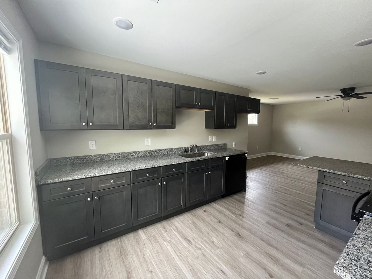 817 815/817 Ellis St #817 - Photo 7 of 39