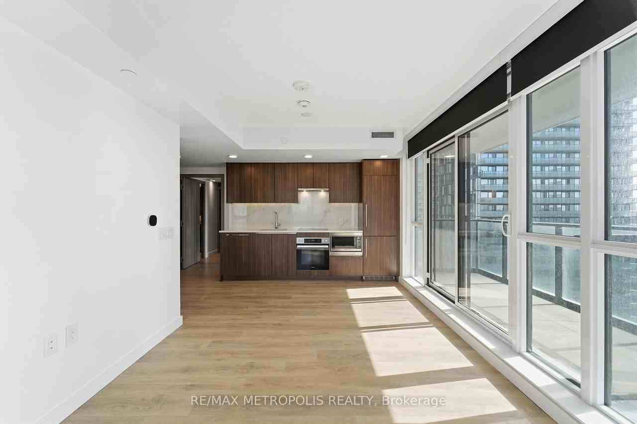 38 Widmer Street - Photo 2