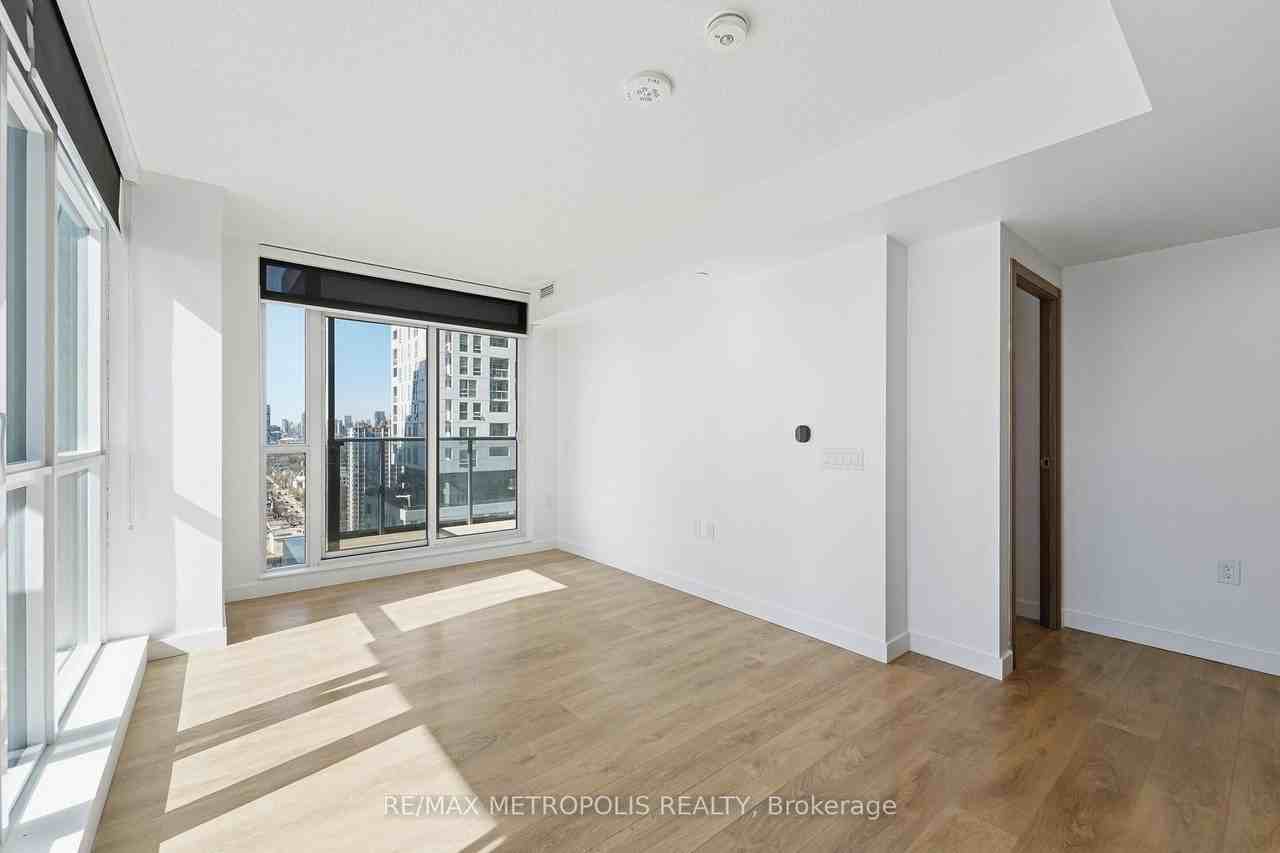 38 Widmer Street - Photo 6