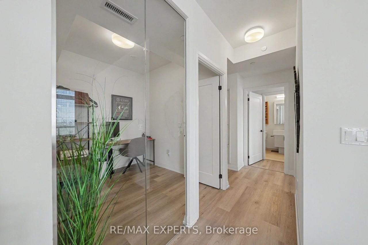 280 Dundas Street West - Photo 7 of 47