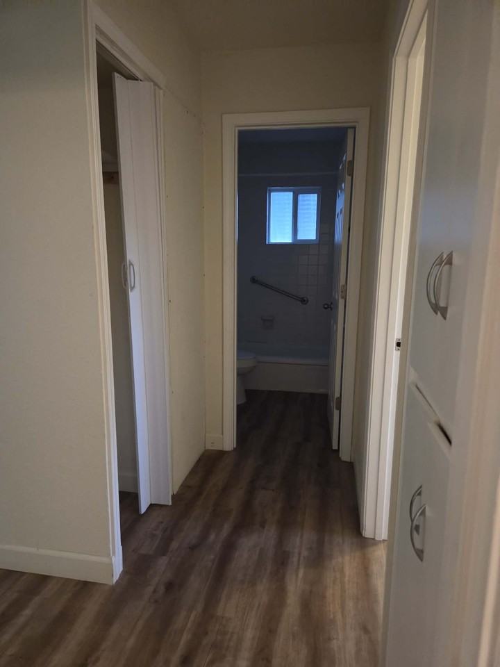1017 17th Ave #NA - Photo 6 of 12