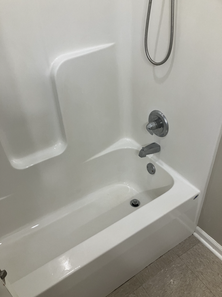 918 Brady St #6 - Photo 2 of 9
