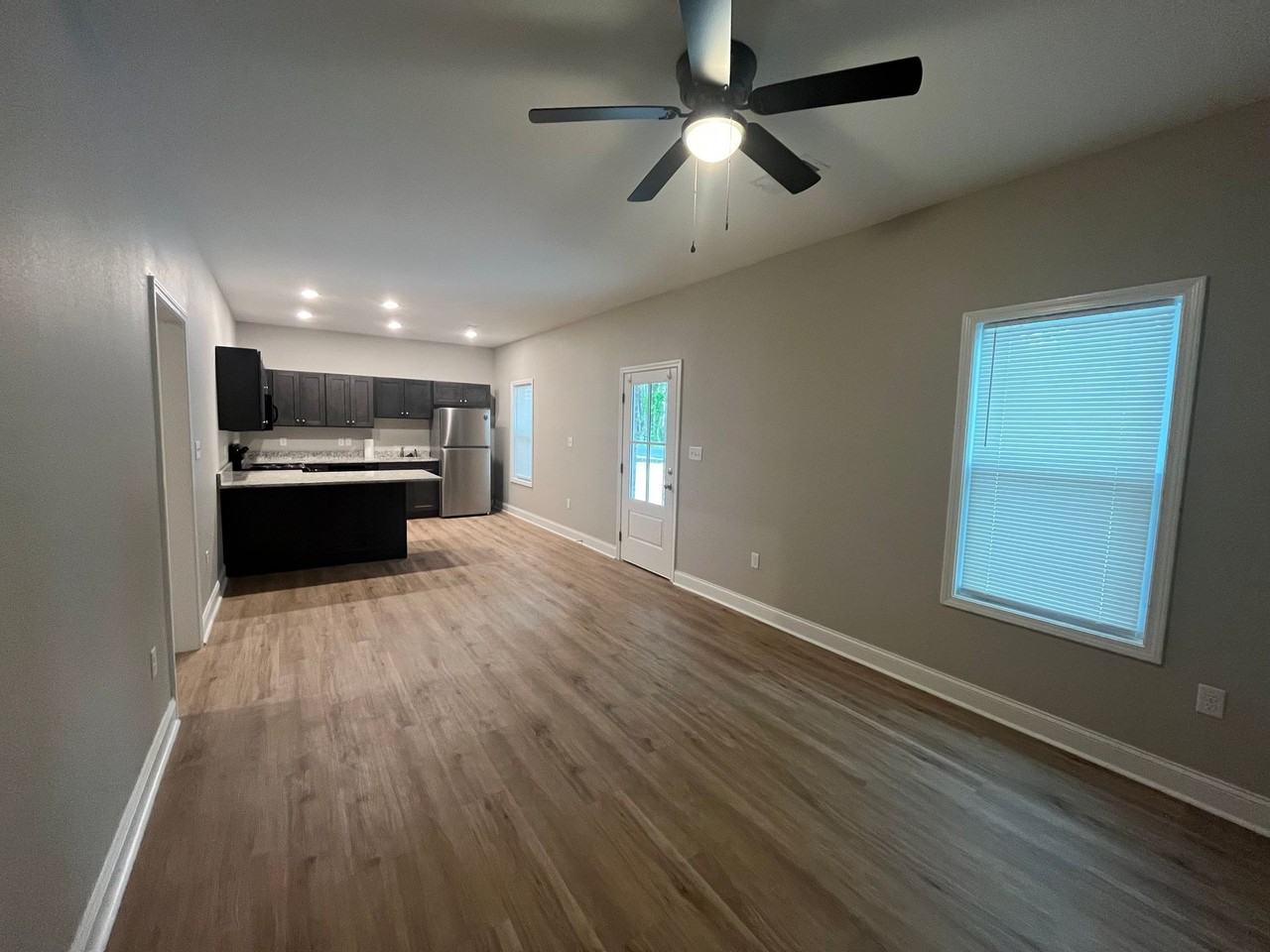 718 714/718 S Spring St #718 - Photo 4 of 32