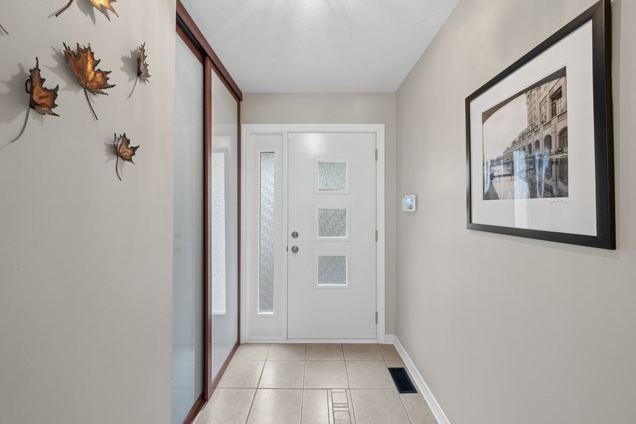 44 Dunbarton Court - Photo 2 of 54
