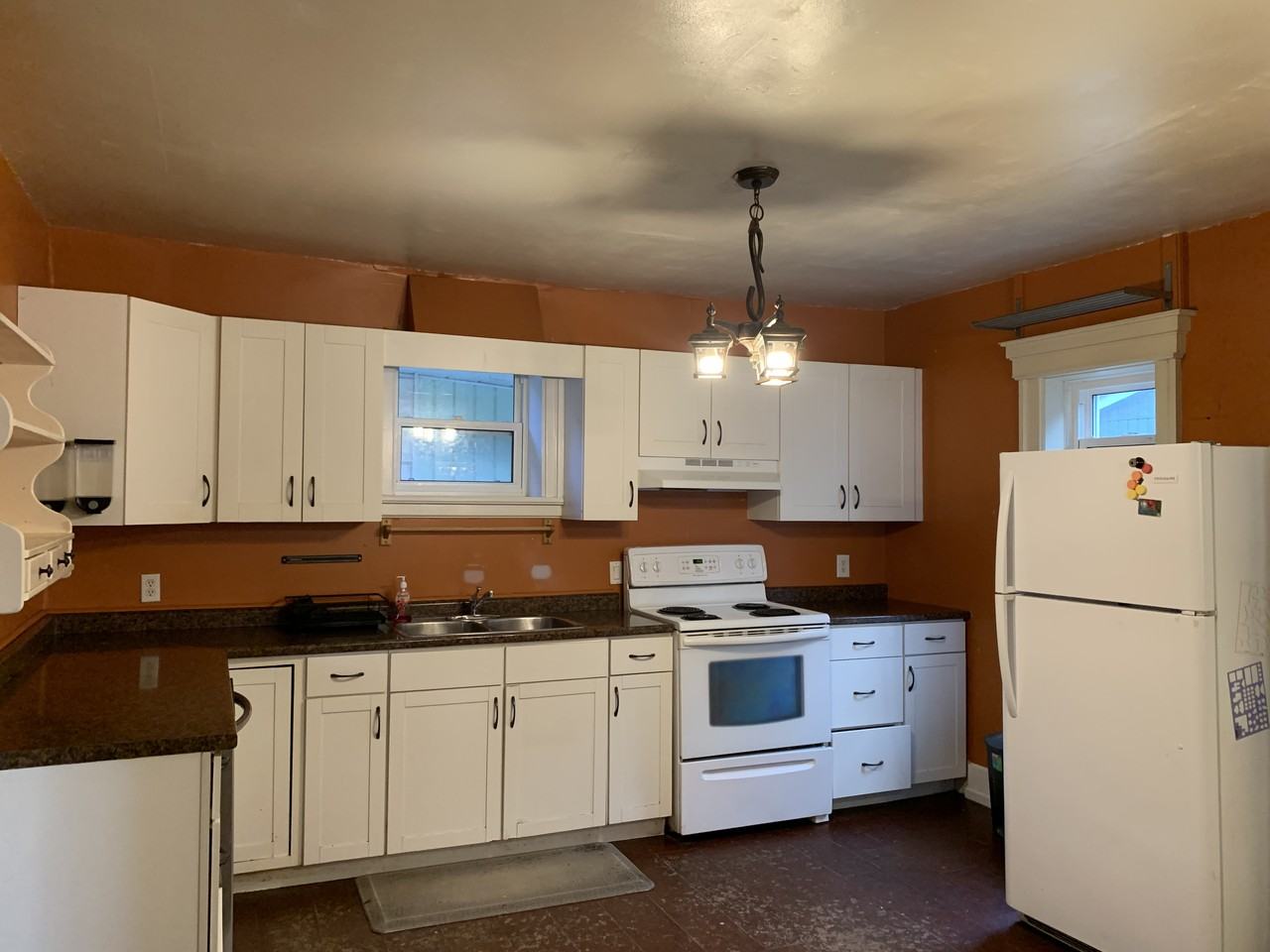 277 Reid Street - Photo 3 of 8