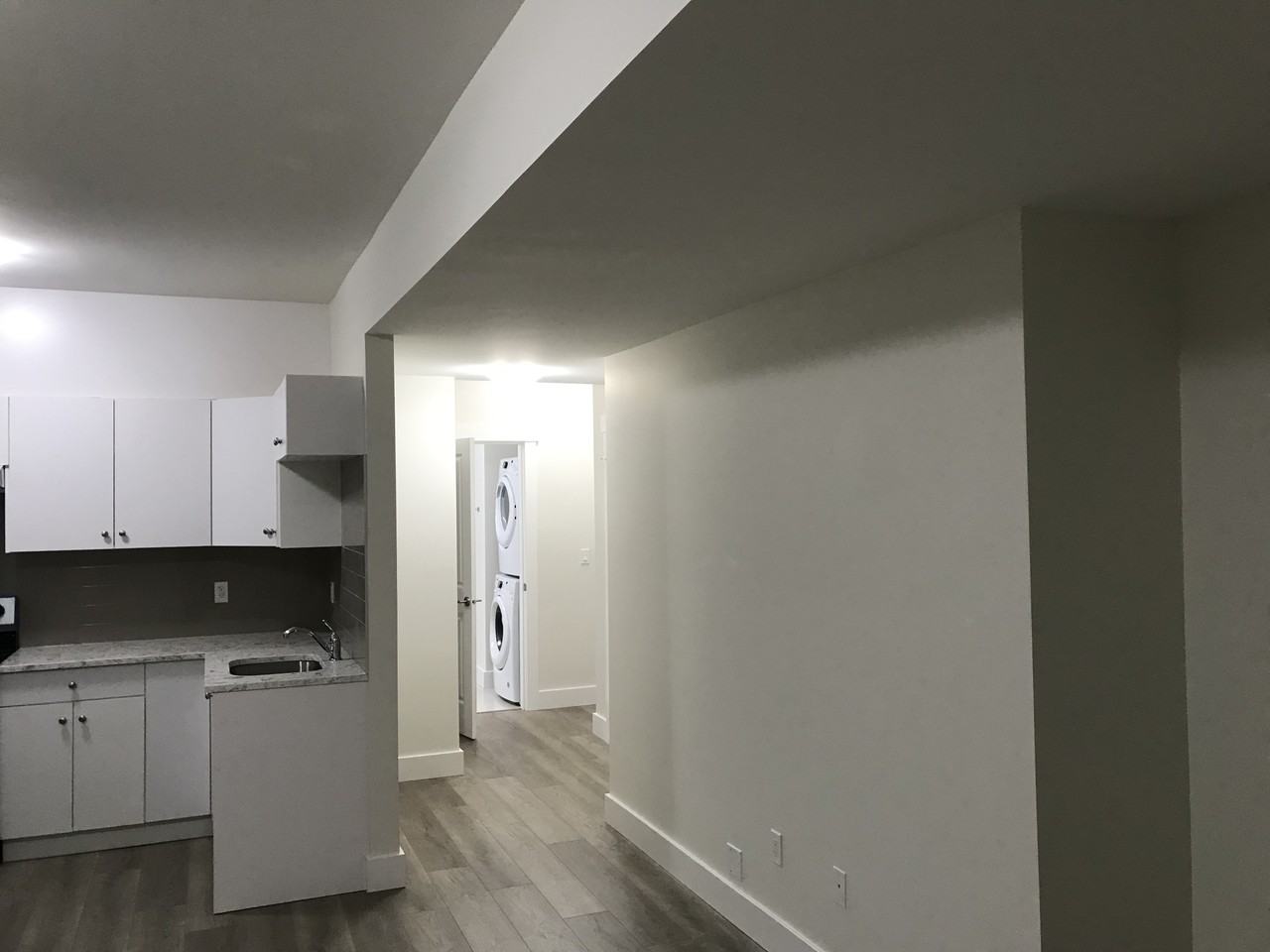 835 Smith Avenue - Photo 4 of 9