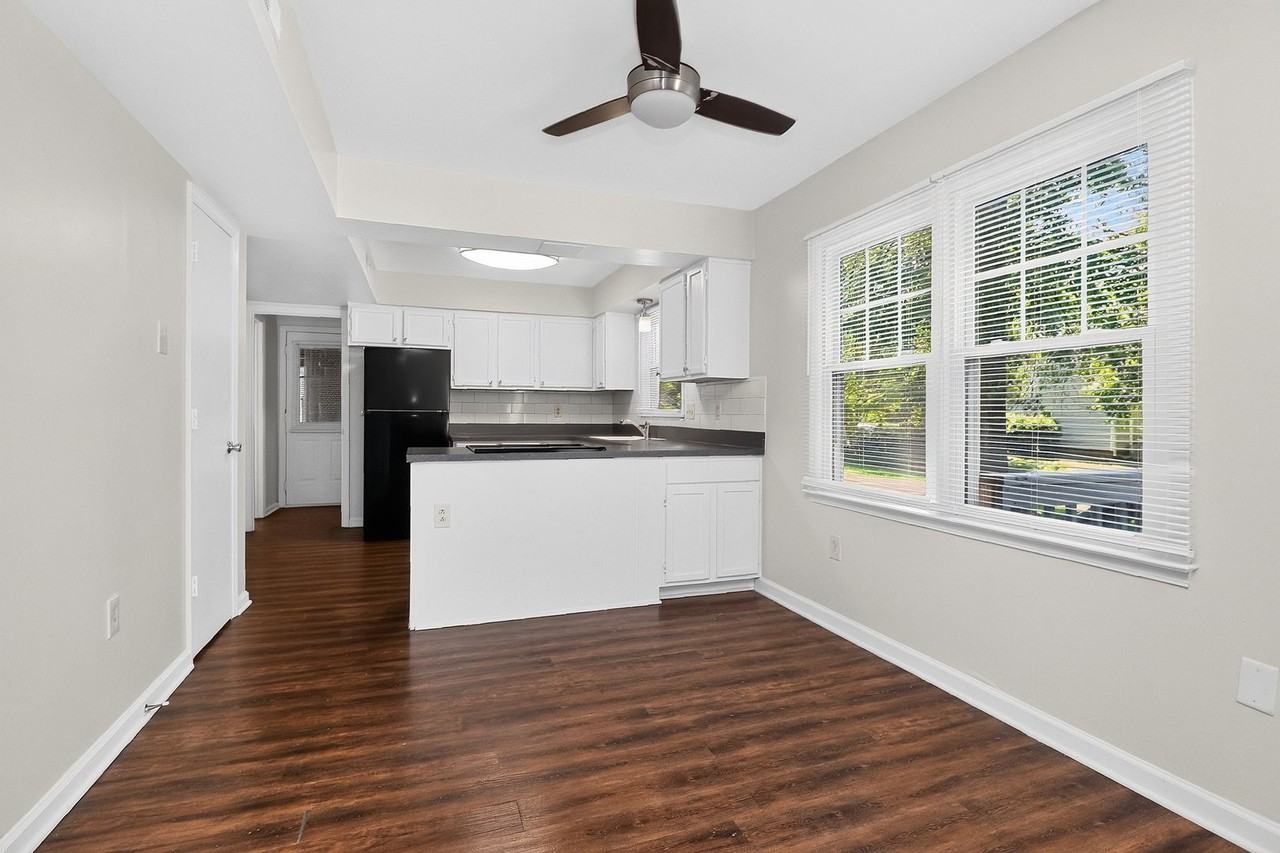 4307 Saxonbury Way - Photo 5 of 21
