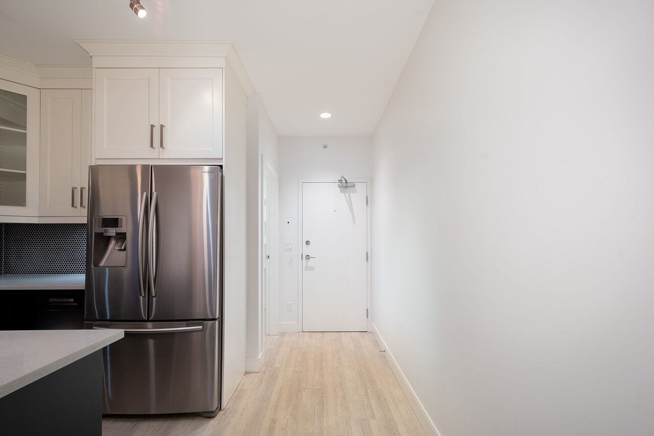 4548 Hastings Street #302 - Photo 2 of 18