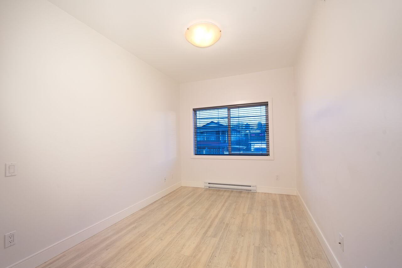 4548 Hastings Street #302 - Photo 7 of 18