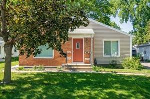 featured image of 2902 Texas Ave S #2902