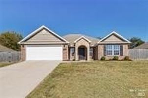 featured image of 1150 Battery Dr