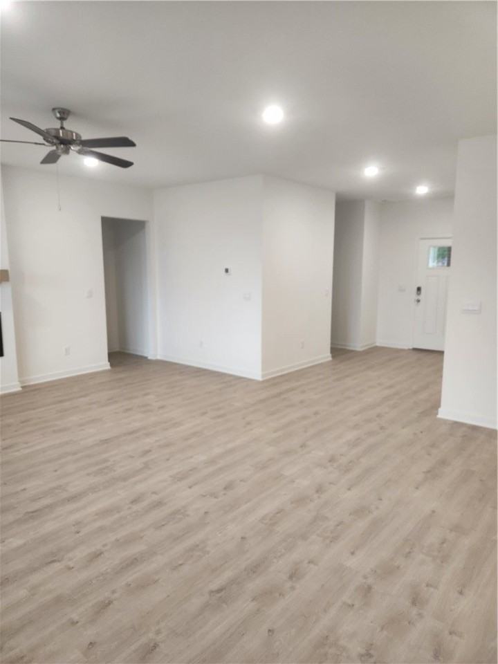 4008 Aryana Ave - Photo 4 of 24