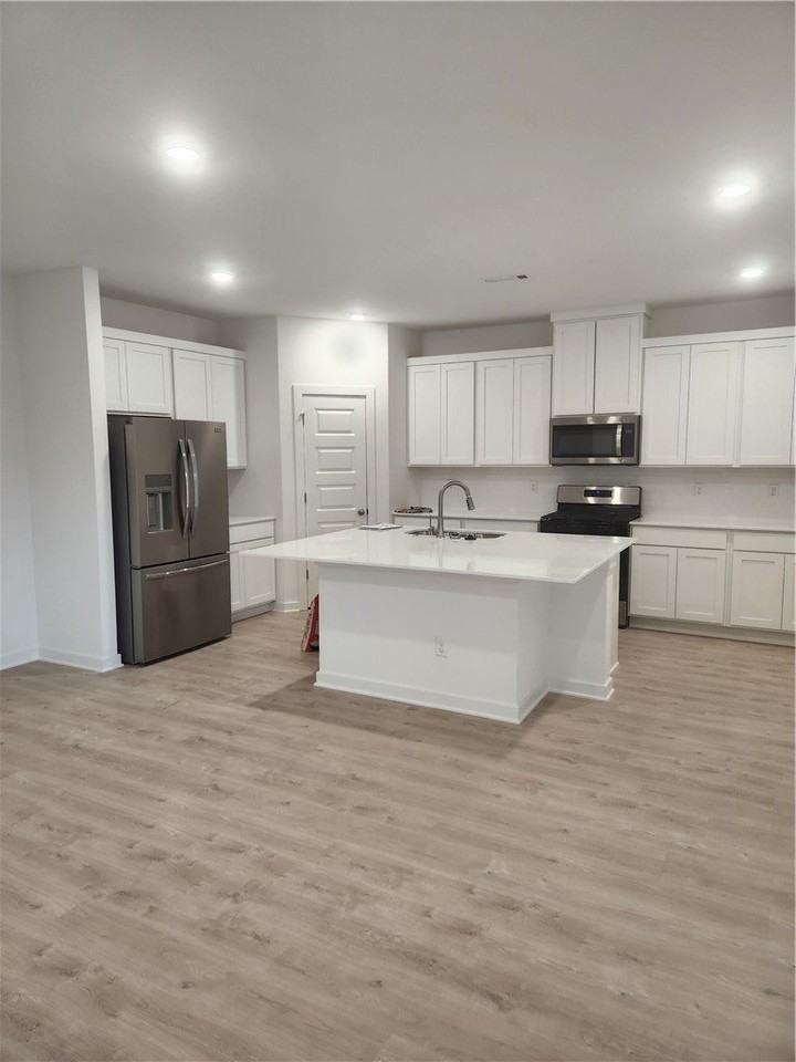 4008 Aryana Ave - Photo 7 of 24