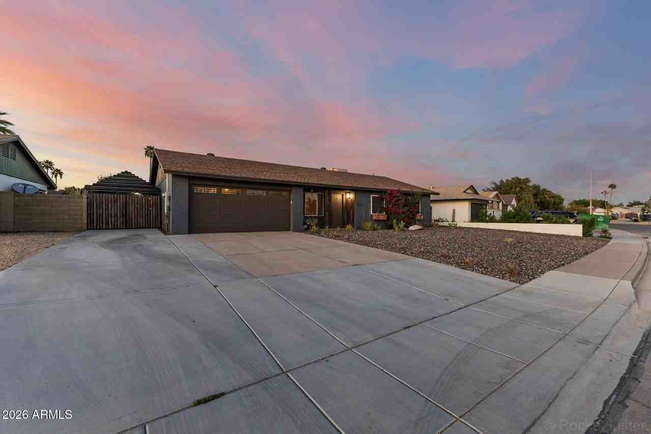 2200 N Los Altos Dr - Photo 2 of 45