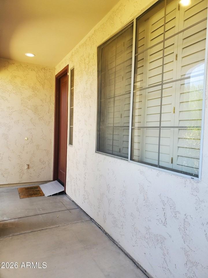 2430 E Darrel Rd - Photo 5 of 50