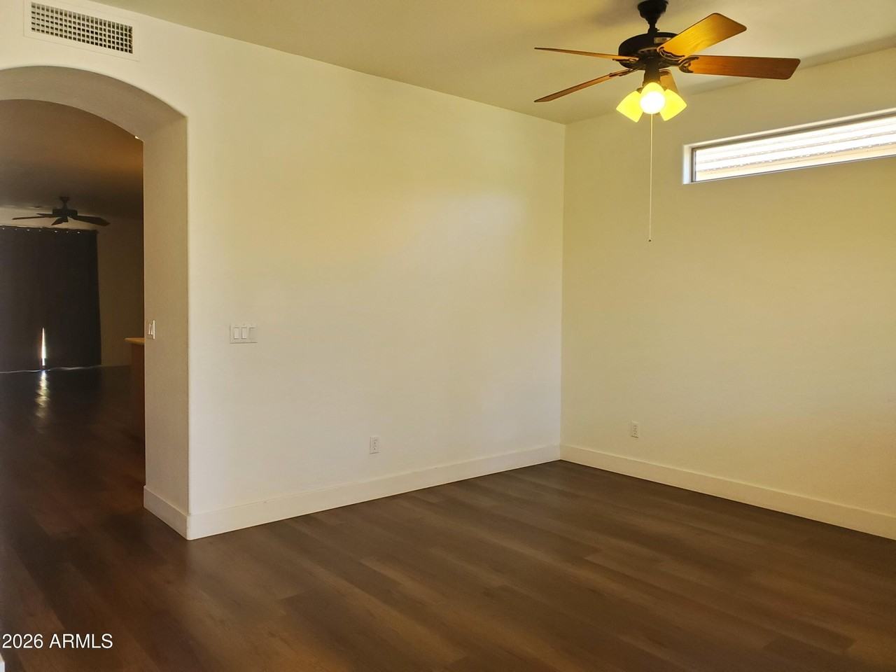 2430 E Darrel Rd - Photo 7 of 50