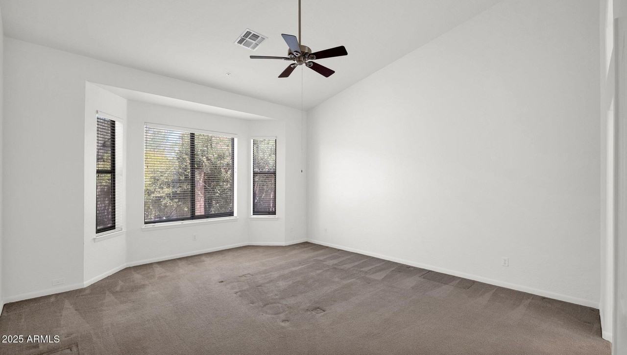 26815 N 79th St - Photo 5 of 36