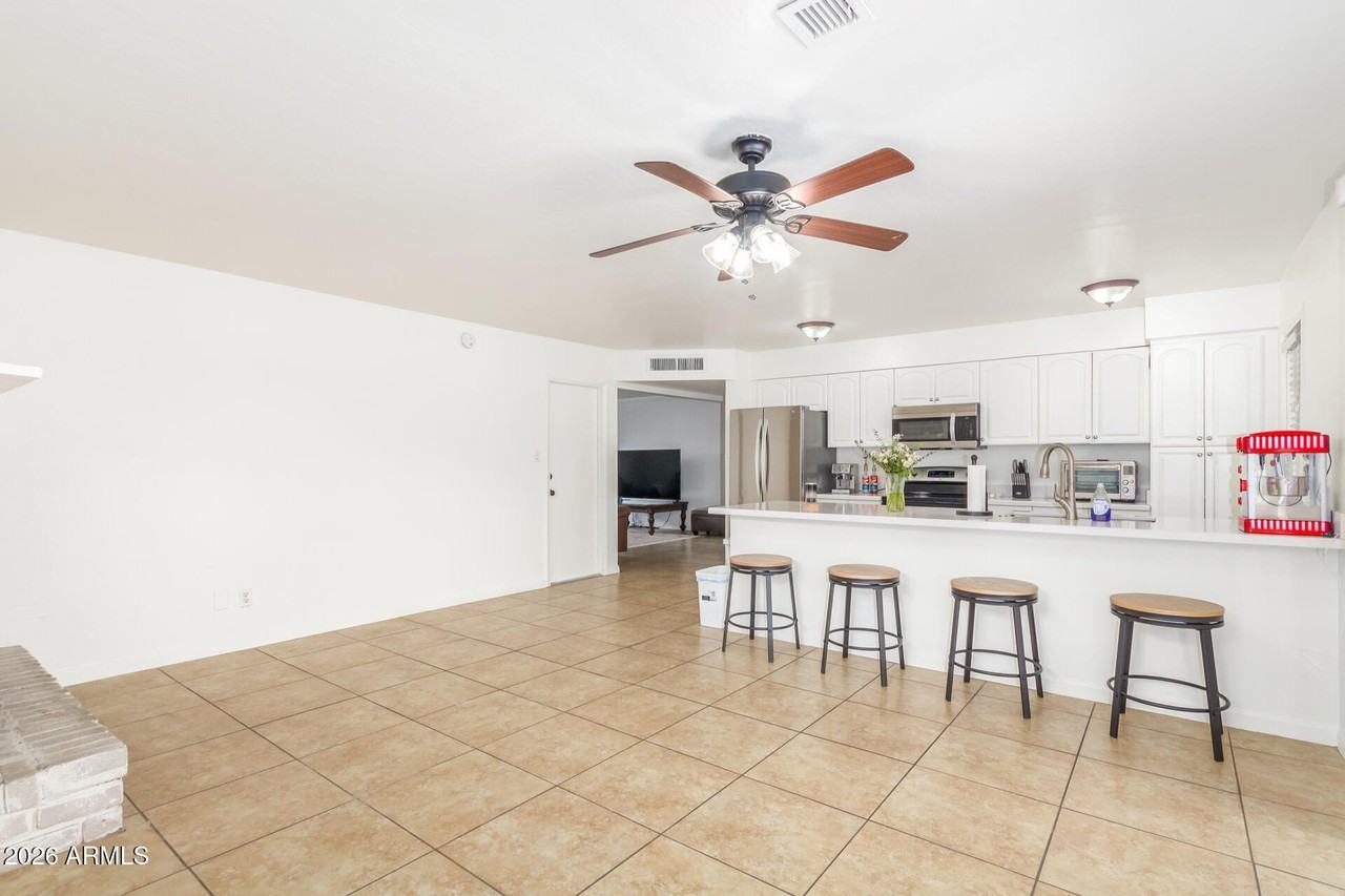 3312 S Ventura Dr - Photo 7 of 20