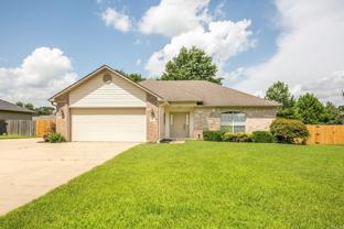 14 Haywood Dr - Photo 1 of 1