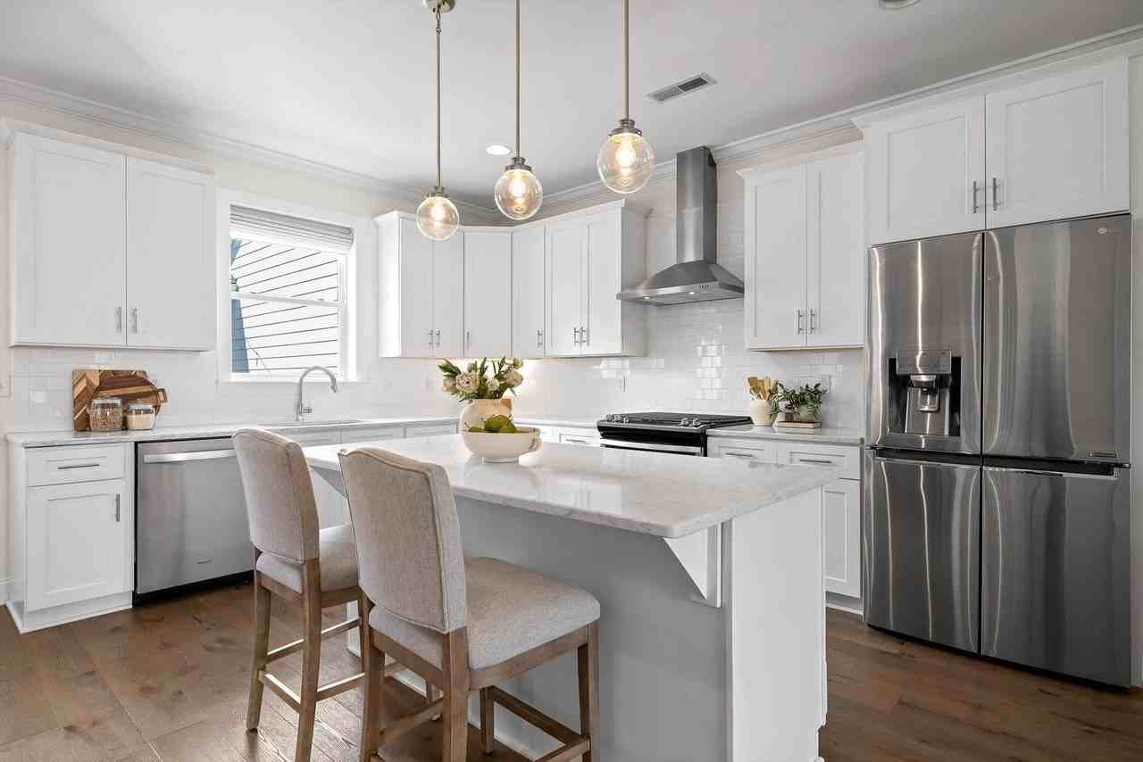 1411 Park Ave - Photo 5 of 50