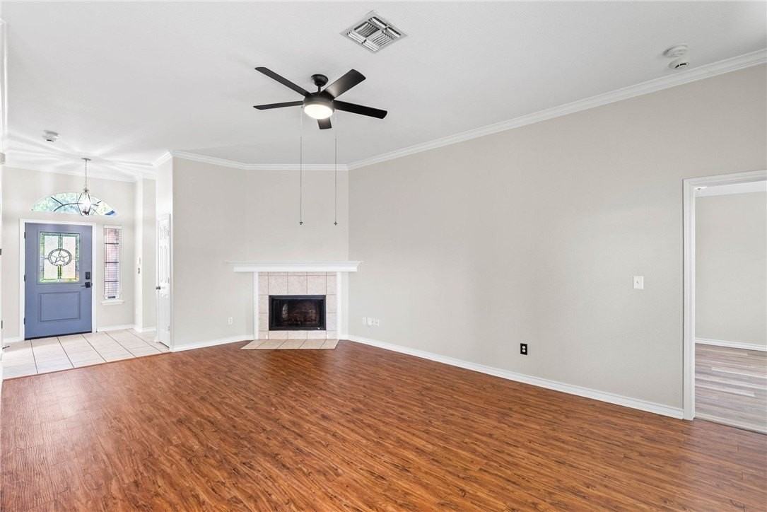 6013 Sutherland Dr - Photo 5 of 15