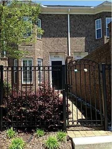 6005 Village Dr Nw - Photo 2 of 26