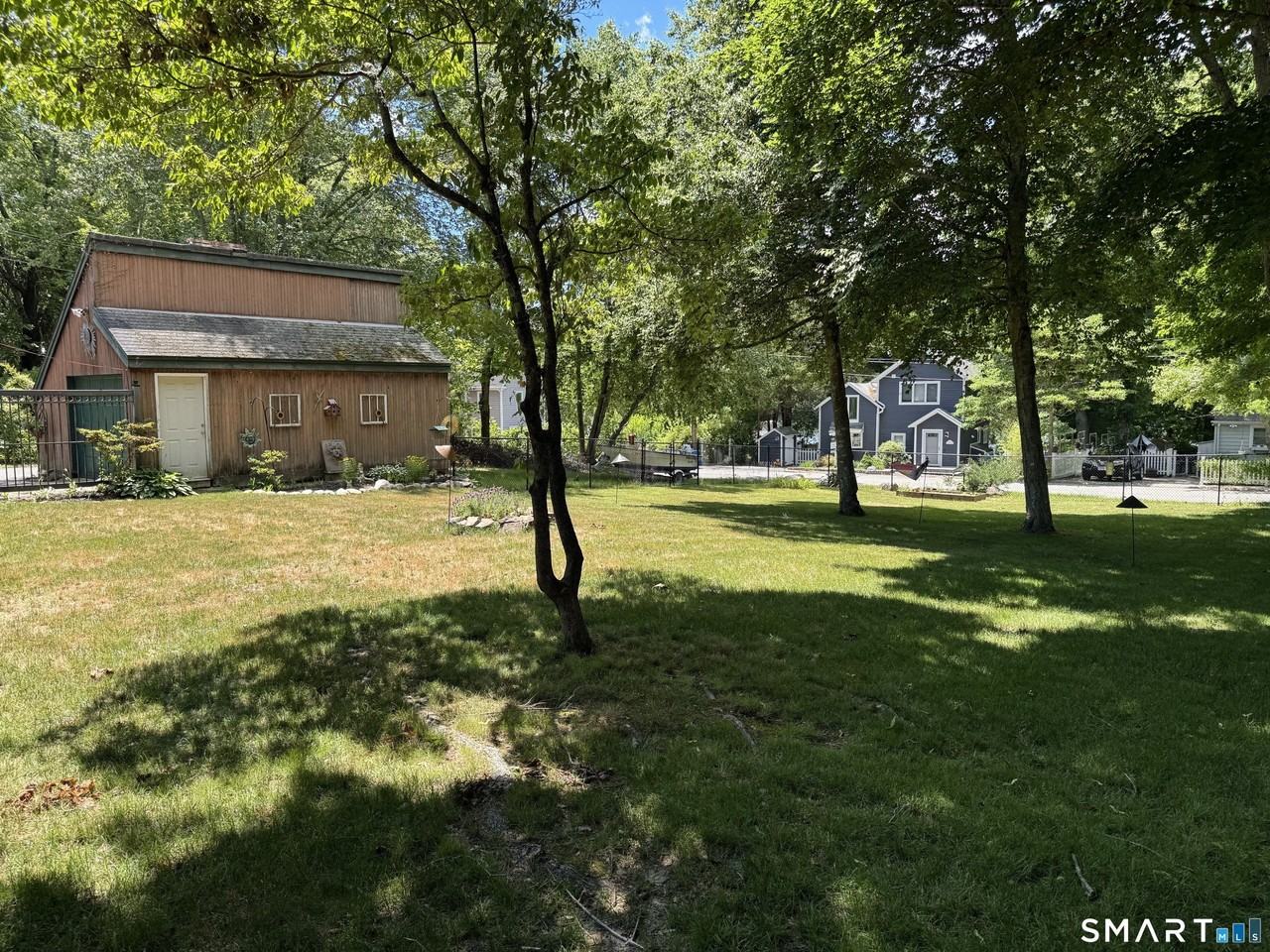 81 Oswegatchie Rd - Photo 6 of 36