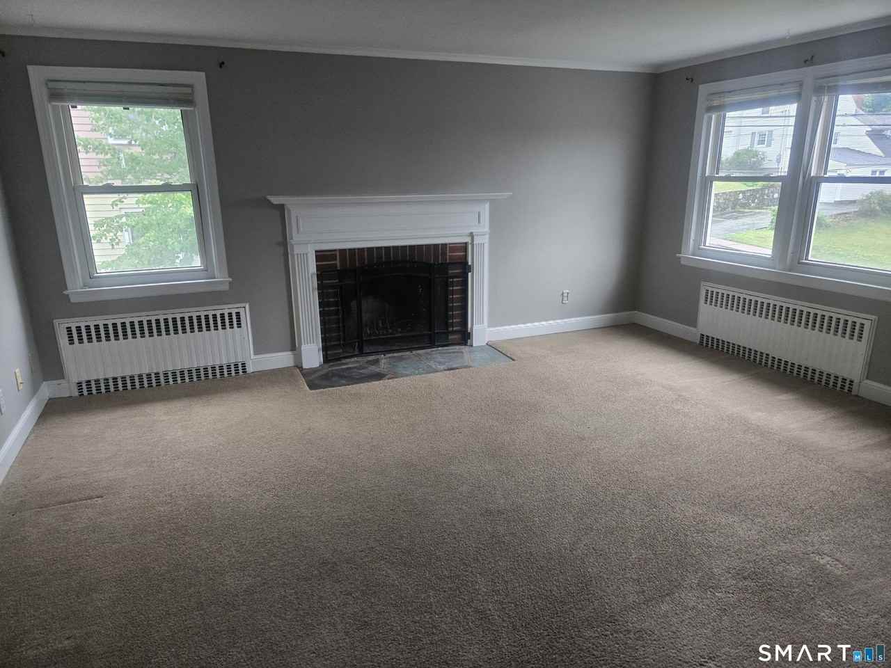 63 Brookfield St - Photo 5 of 11