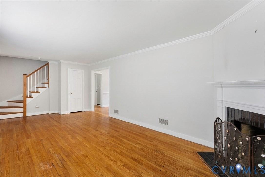 6414 Monument Ave - Photo 5 of 31