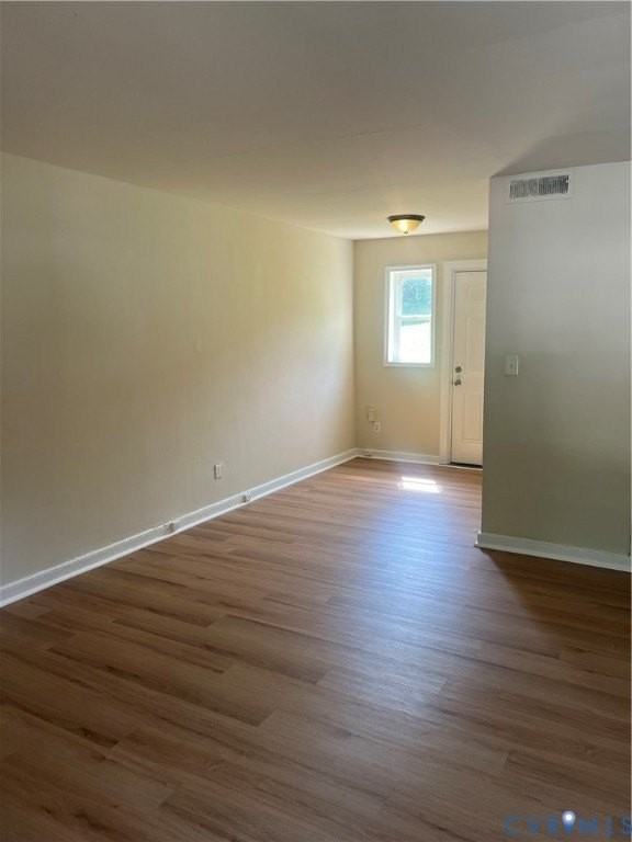 605 Monticello Dr - Photo 2 of 11