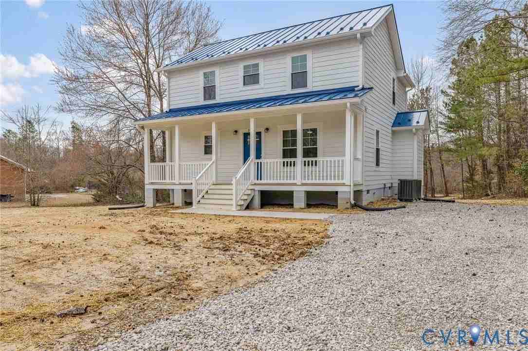 20015 James River Dr - Photo 2 of 23