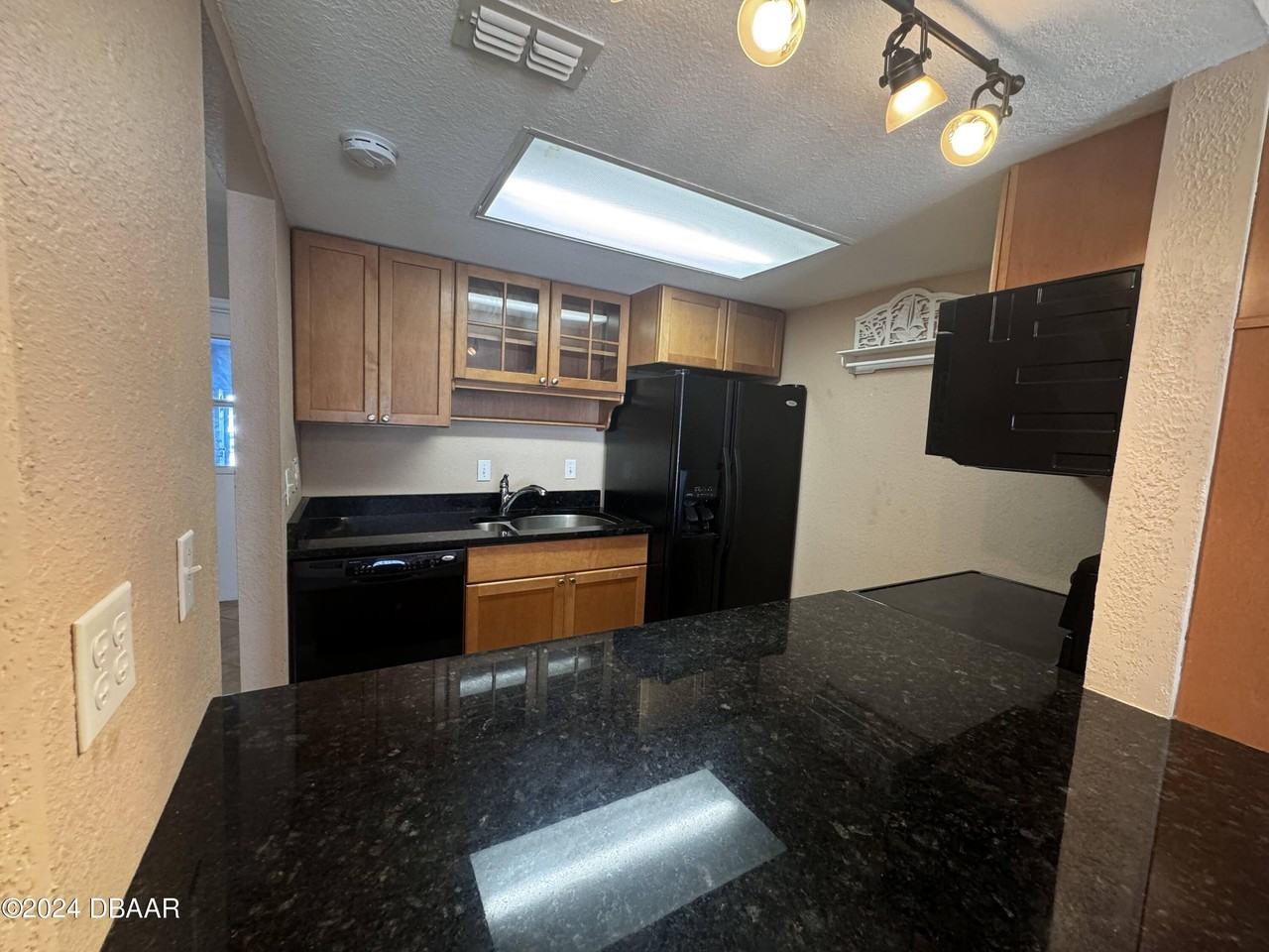 2810 Ocean Shore Blvd #4 - Photo 5 of 20