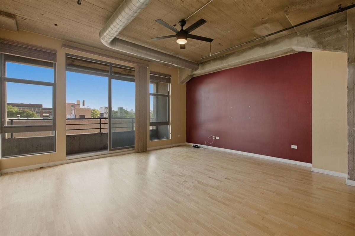1550 S Blue Island Ave #412 - Photo 6 of 12