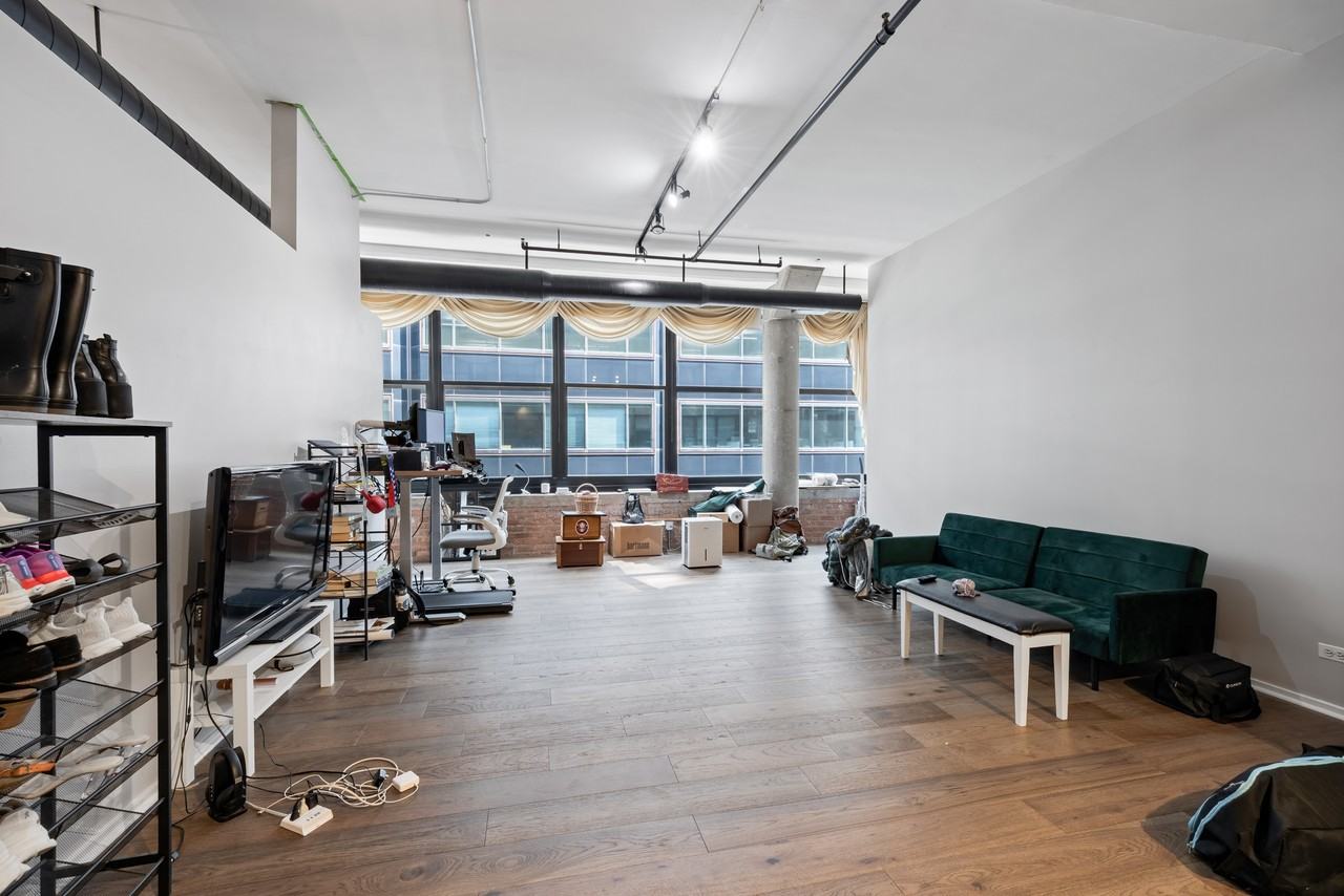 130 S Canal St #612 - Photo 6 of 20