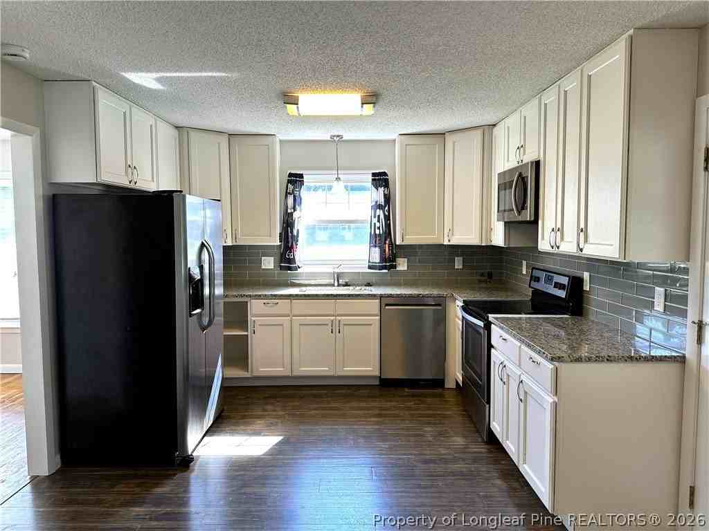 6221 Cool Shade Dr - Photo 5 of 16