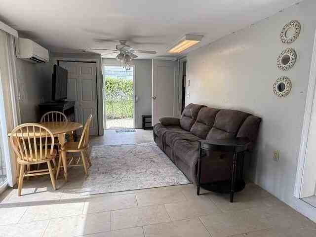 577 Boyd Dr - Photo 5 of 11