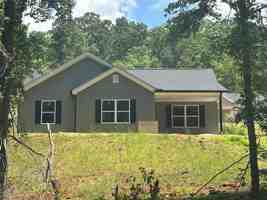 featured image of 60 Reeves And Norrell Rd
