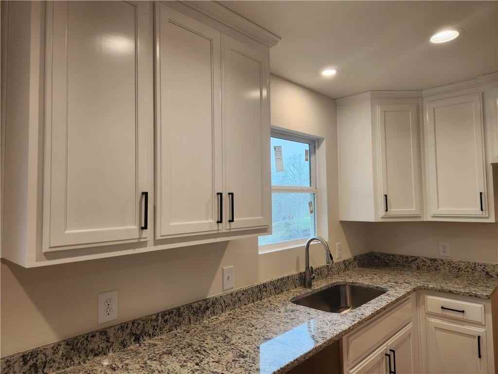 83 Charlie Lemley Rd - Photo 3 of 11