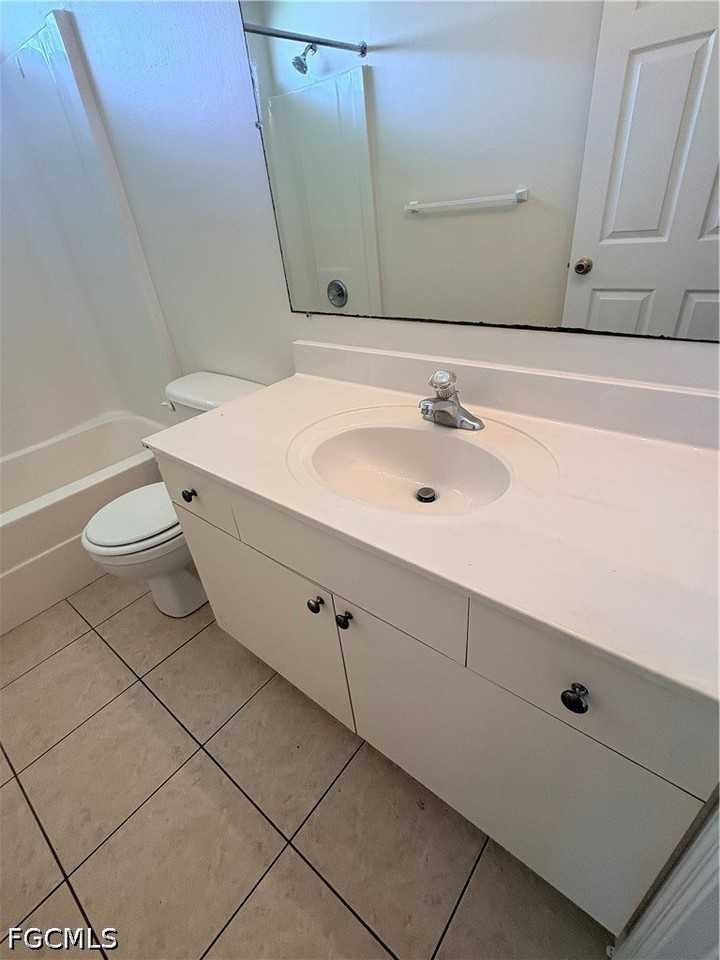 1713 Sw 33rd Ter - Photo 7 of 10