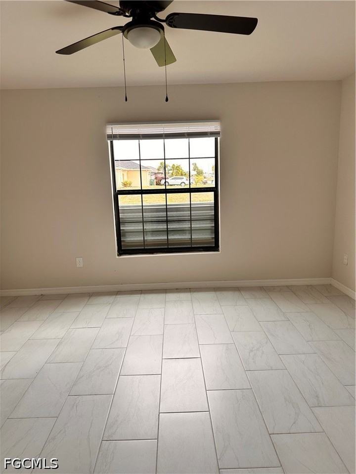 601 Ne 11th Ter - Photo 4 of 8
