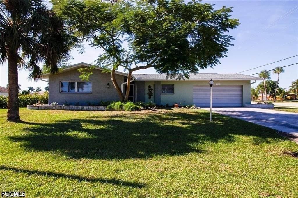 5302 Malibu Ct - Photo 2 of 19